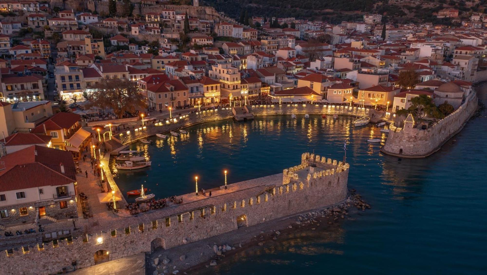 Apartamento Nafpaktos Old Town Exterior foto